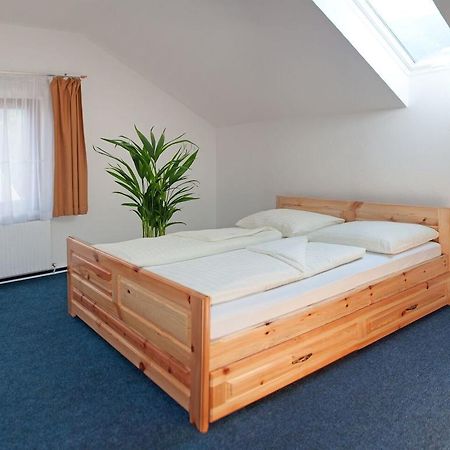 Gasthaus Pension Goldeck Spittal an der Drau Ngoại thất bức ảnh